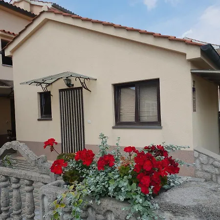Guest House Suzana Omišalj Exterior foto