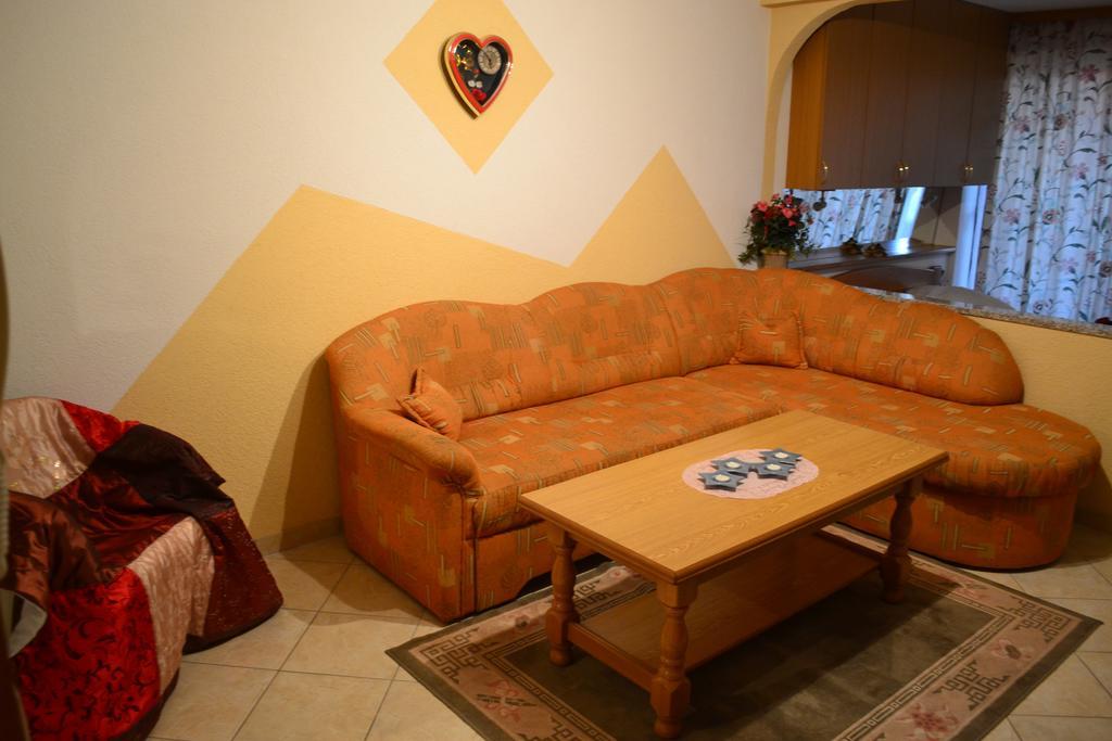 Suzana