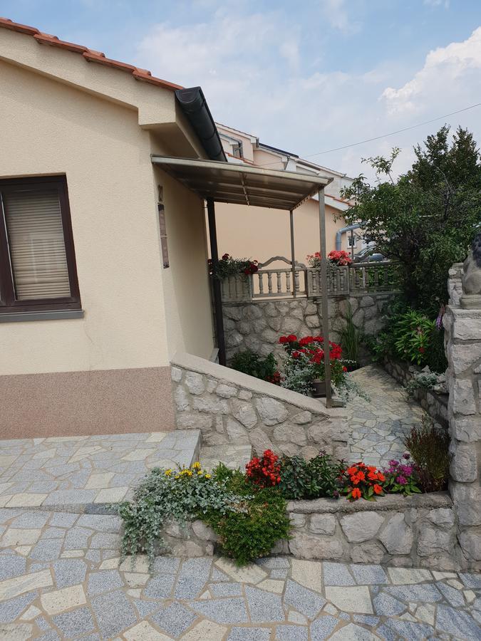 Suzana Apartman *